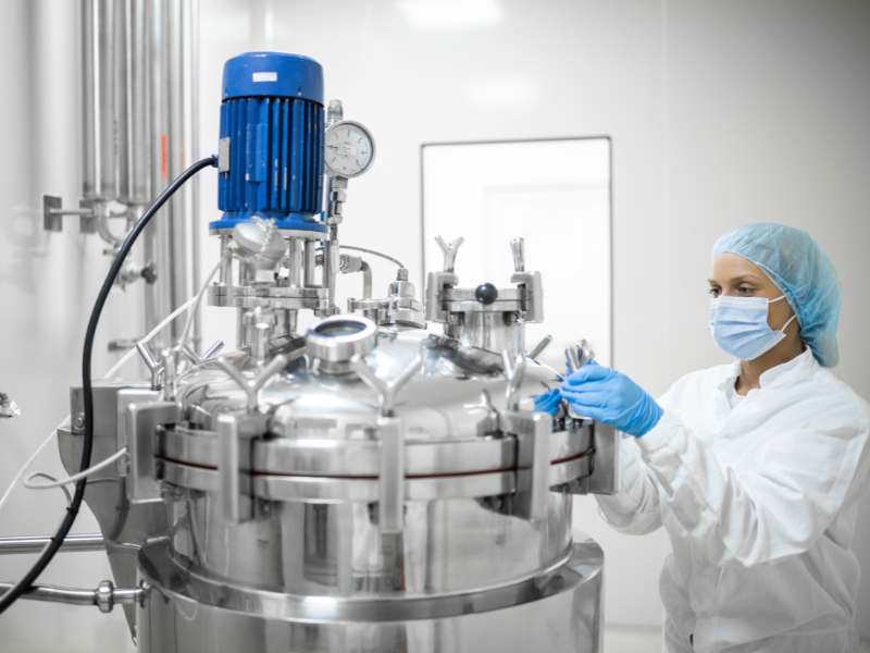 Active Pharmaceutical Ingredient Manufacturing Process 3 Major Risks and How to Mitigate Them